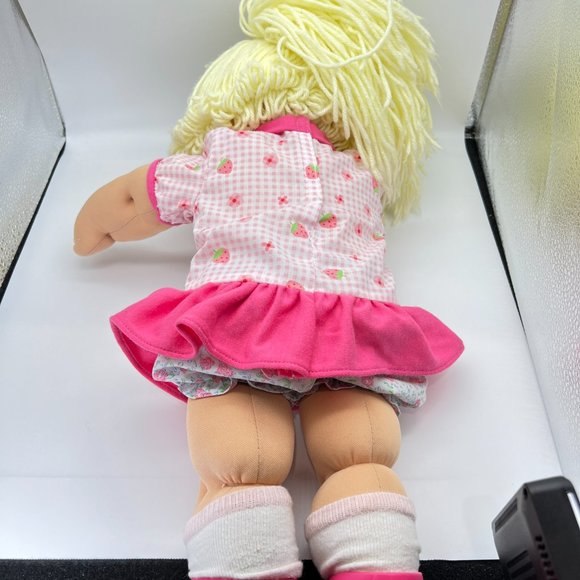 Cabbage Patch Kids Doll 1985 Girl 16” Lemon Hair Green Eyes Head Mold 4 - Picture 14 of 14